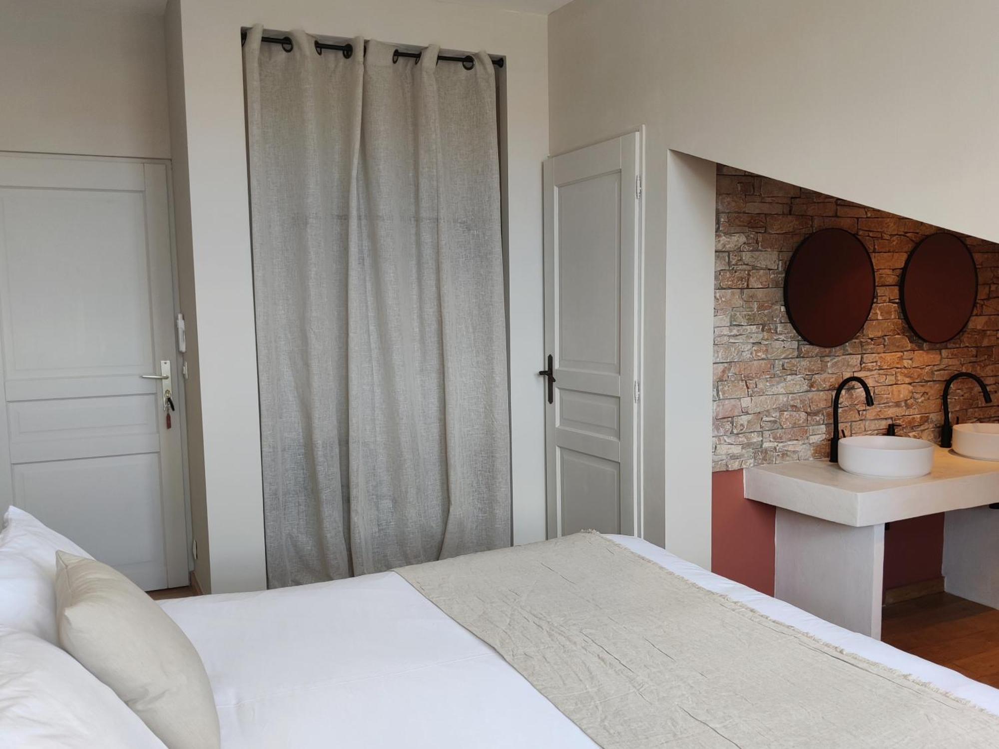 Chambres D'Hotes - Bed And Breakfast Les Palmiers Мез Номер фото